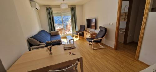 Guejar Sierra Appartement | Balcón hacia la montaña