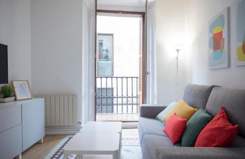 Old Town Appartement | BALCON ENCIERRO! - El Mirador de la Cuesta de Santo Domingo
