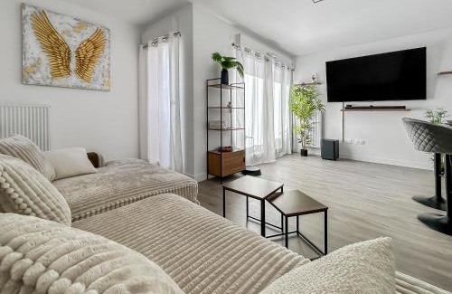 Romainville Appartement | Balcon privé, Fibre, Séjour Calme Grand Paris
