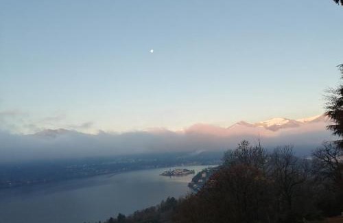 Vacciago Appartement | Balconata sul lago