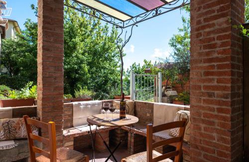 San Miniato Appartement | Balconevisi Elegant Home