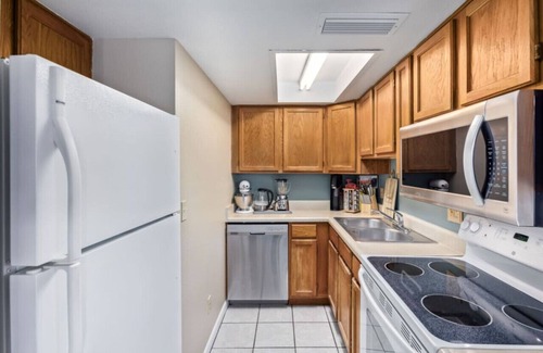 Glendale Appartement | Balcony | Near Glendale Community College