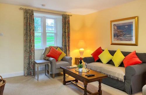 Glenisla Maison | Baldowrie Lodge