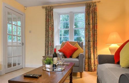 Glenisla Maison | Baldowrie Lodge