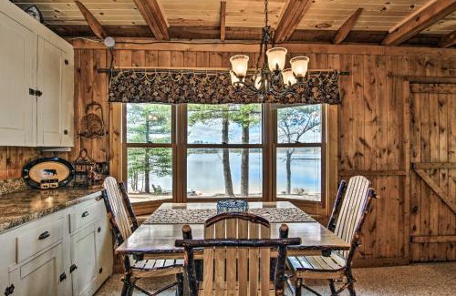 Baldwin Maison | Baldwin Cabin with Private Beach on Little Lake!