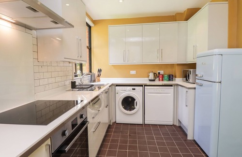 Loughton Cottage | Baldwin’s Hill Cottage, LOUGHTON