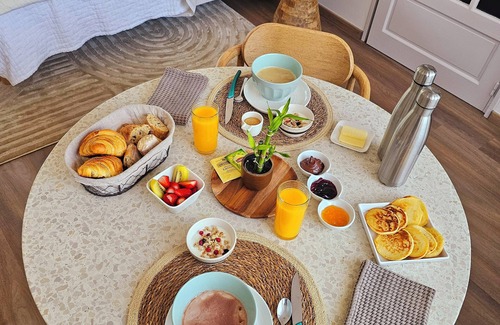 La Roche-sur-Yon Lit Et Petit-Déjeuner | Chambre d'hôte Bali, avec piscine chauffée et parking sécurisé