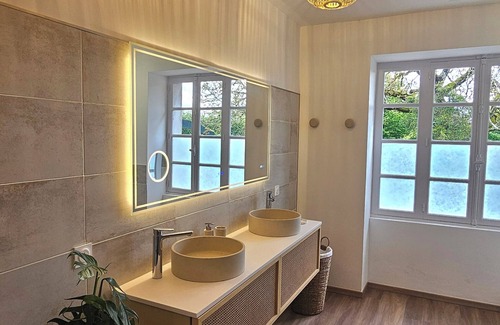 La Roche-sur-Yon Lit Et Petit-Déjeuner | Chambre d'hôte Bali, avec piscine chauffée et parking sécurisé