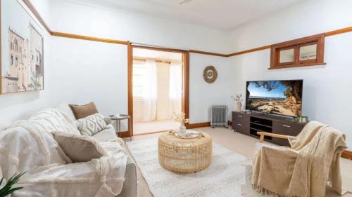 Nowra Maison | Bali Huts Escape