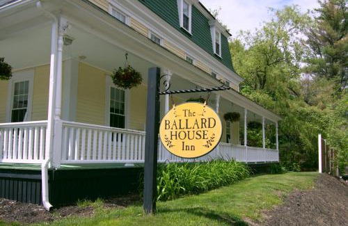 Meredith Hôtel | Ballard House Inn