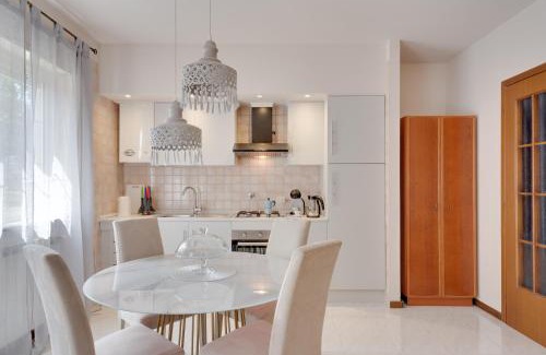 Gorizia Appartement | Ballerina Cappuccina - Patio, Netflix e Garage box