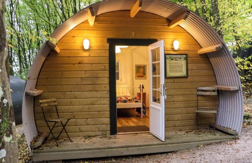 Barranisky Cottage | BALLYBEG POD 9, family friendly in Tinahely, County Wicklow