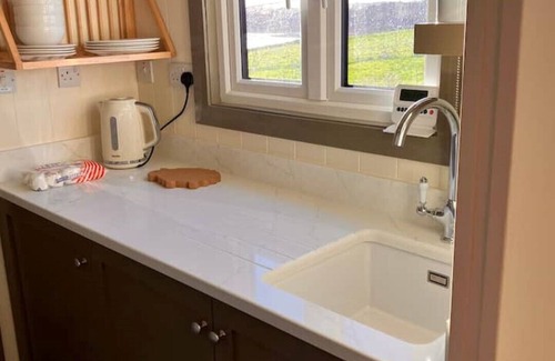 Newtownards Maison | Ballydorn Stay Shepherds Hut with a view