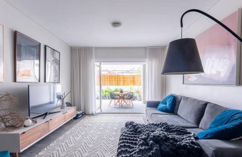 Balmain Appartement | Balmain Designer 1 Bedroom Apartment with Parking