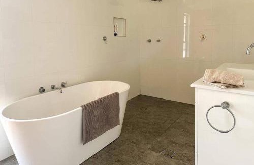 Ballandean Maison | Balmurray House