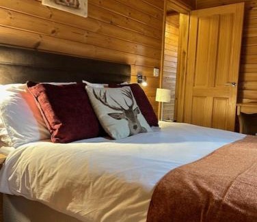 Lochearnhead Appartement | Balquhidder Braes Holiday Park Lodges, mostly with Hot Tubs and pet friendly, EV facilities