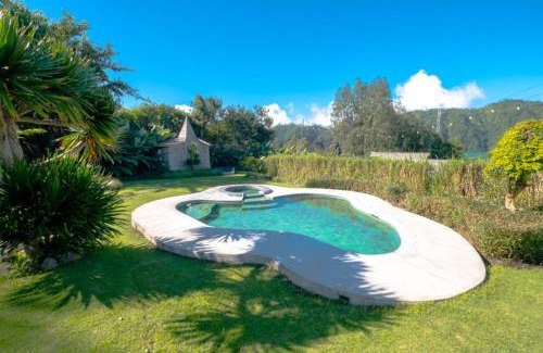 Toya Bungkah Maison | Bamboo Mount Batur and Hot Spring