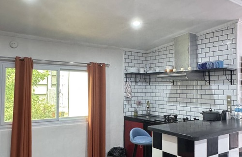 Binalonan Copropriété | Bamboo Orange Cabana and Studio