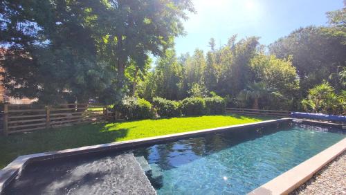 Elne Appartement | BAMBOU SERENITE ECO LOGIS -Piscine