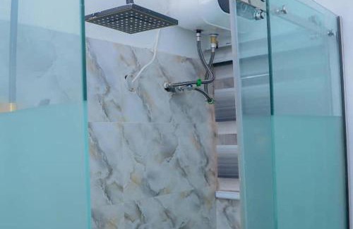 Surulere Appartement | Bamgbose Apartments - Sleeps 4 - Parking - WiFi