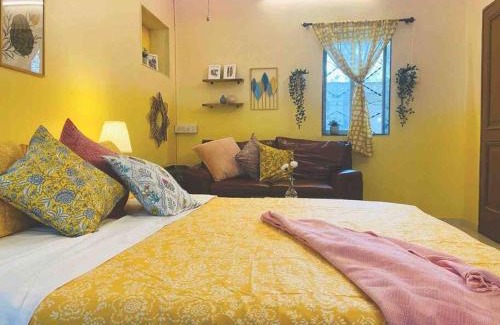 Pali Hill Appartement | Bandra Studio Lokhandwala House, Near Carter Road, Palli Hill by Connekt Homes