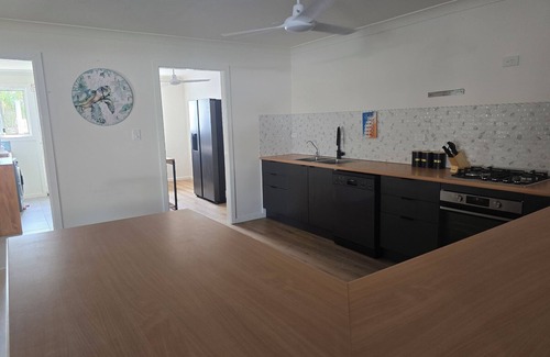 Farnborough Maison | Bangers Beach House, full of experiences on the great barrier reef!