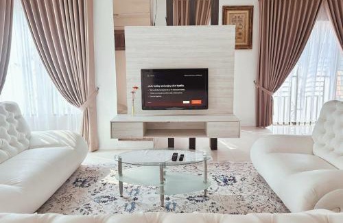 Sungai Tangkas Maison | Bangi BungalowStay