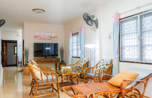 Phongprasan Maison | Bangsaphan Paradise Brown House