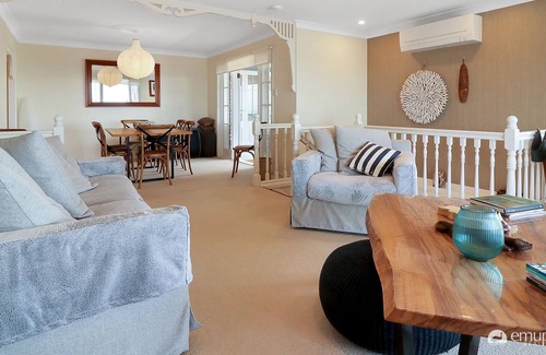 Meikleville Hill Maison | Banika House, Your Seaside Sanctuary!