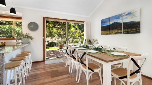 Tapitallee Maison | Banksia