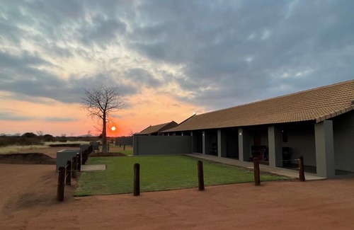 Alldays Lit Et Petit-Déjeuner | BAOBAB ESTATE ALLDAYS