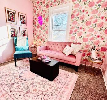 Russell Maison | Barbie-1bed1bathkitchdeckgrill-sleeps Up To 4