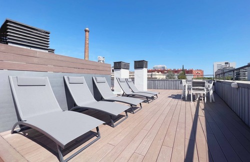 Diagonal Mar i el Front Maritim del Poblenou Appartement | Barcelona Beach | Cosy Duplex | Rooftop Terrace