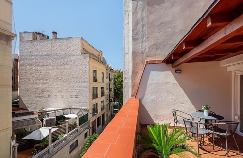 Hostafrancs Appartement | Barcelona penthouse with private terrace 017