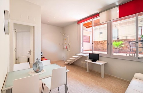 Hostafrancs Appartement | Barcelona penthouse with private terrace 017