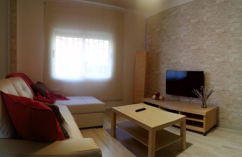 Viladecans Appartement | Barcelona-style airport