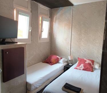 Tiana Maison | Barcelona Village Homestay