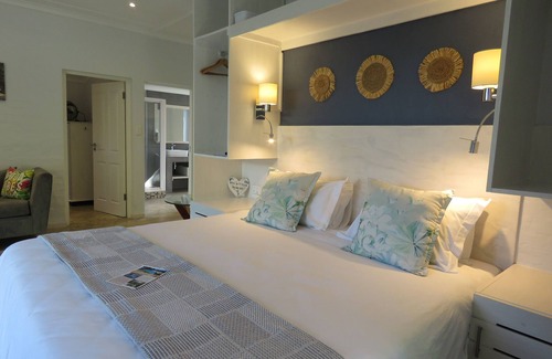 Scottburgh Lit Et Petit-Déjeuner | Bare Feet Retreat