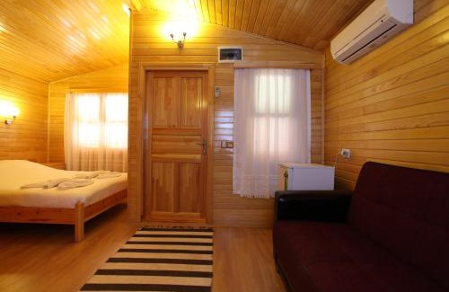 Cirali Station Balnéaire | Baris Pension & Bungalows