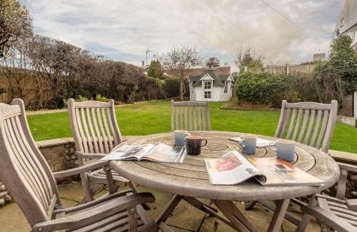 Salthouse Maison | Barn Cottage 6