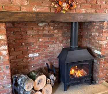 Ardens Grafton Maison | Barn Cottage