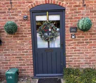 Ardens Grafton Maison | Barn Cottage