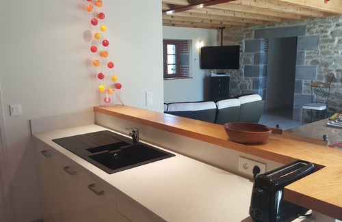 Loubeyrat Maison | Grange 1851 bellamente restaurado en 2016. Las 4 estrellas. Chatel Cerrar