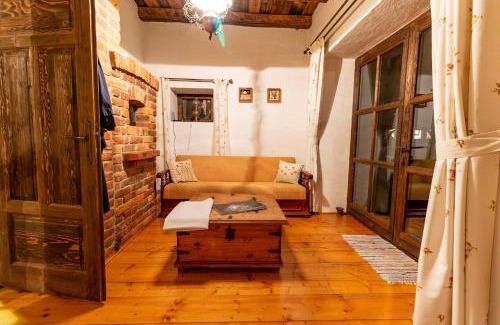 Pauleni-Ciuc Maison | Barn guesthouse/Csűr vendégház