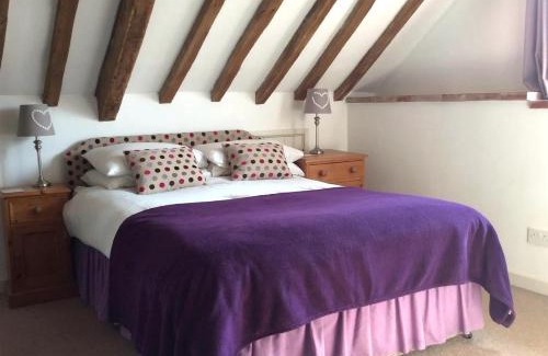 Stratton Strawless Maison | Barn with countryside views in private garden