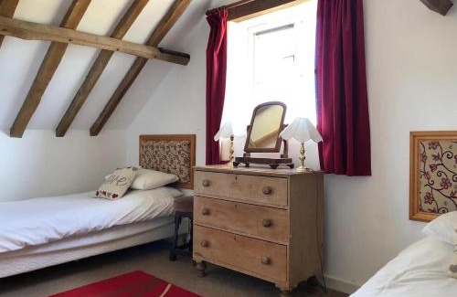 Stratton Strawless Maison | Barn with countryside views in private garden
