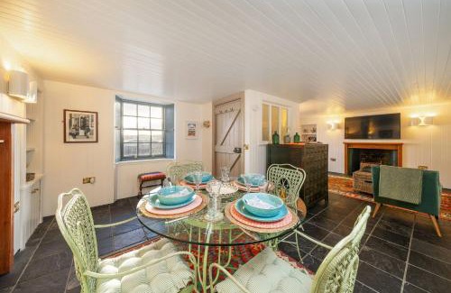 Broughty Ferry Maison | Barometer Cottage