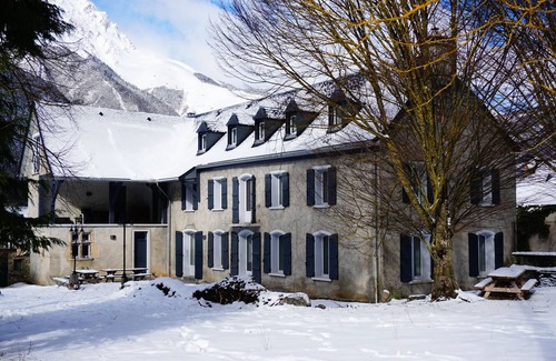 Bazus-Aure Hôtel | Chambre Privée Baroud près de Saint-Lary
