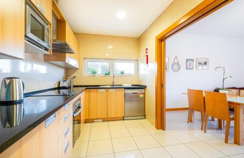 Areias de Sao Joao Maison | Barracuda Oura Dream Apartment