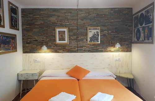 Andorra la Vella Auberge | Barri Antic Hostel & Pub